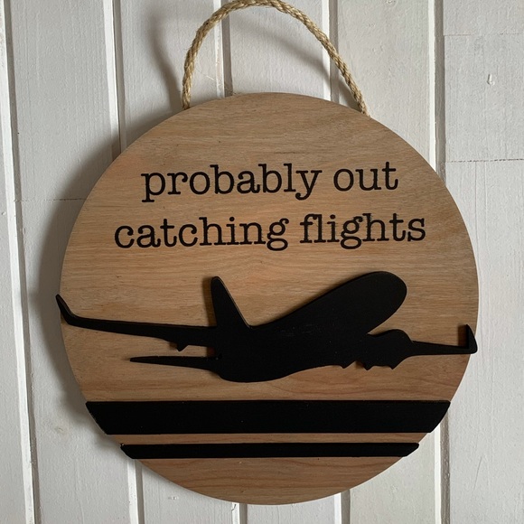 Front door sign for the travel enthusiast ✈️ - Picture 4 of 4